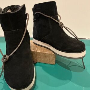 Merrell Juno Bluff Polar Waterproof Snow Boots Size 7.5